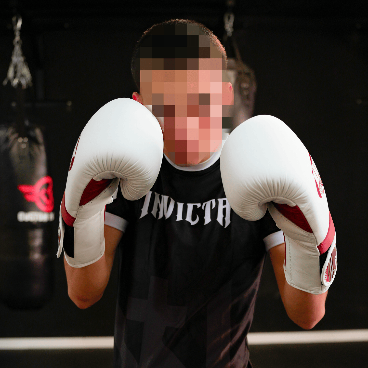 Guantes WF Blanco y Rojo